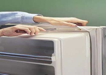 تعويض-لاستيك-درب-يخچال-پرس